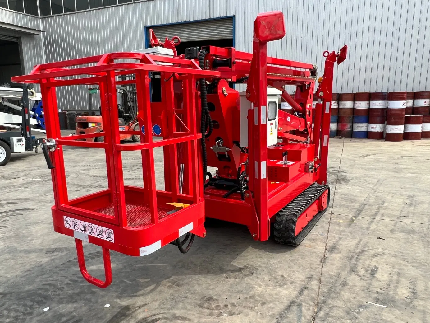 Hot Sale Mini Electric 12m-30m Boom Lift Factory Direct Truck Mounted Tracked Crawler for Cross Country for Rough Terrain