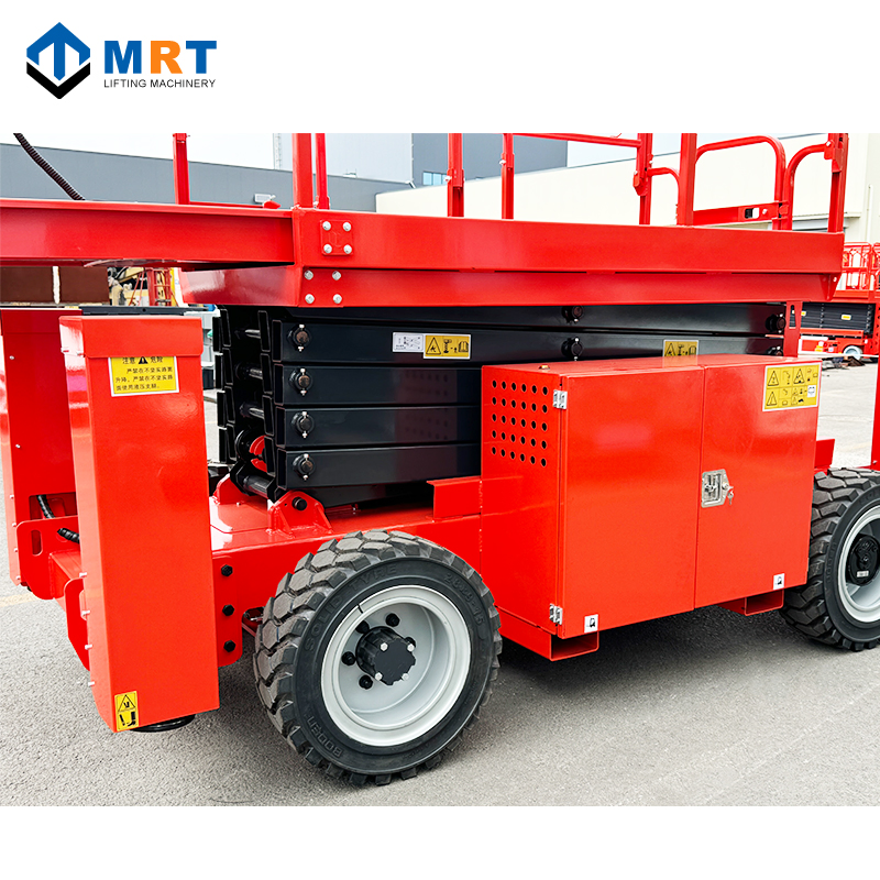 Hydraulic Rough Terrain Lift with Solid off-Road Tires Self Propelled Lift