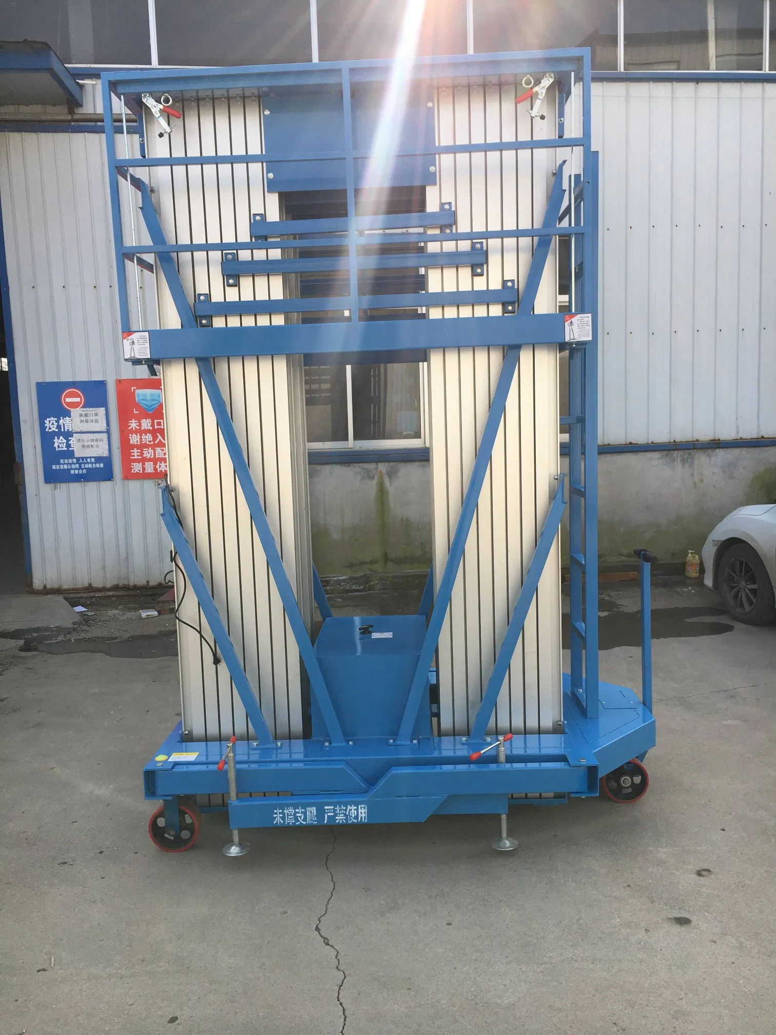 with CE ISO Aluminium Alloy Mast Lift Platform Telescopic Hydraulic Man Lift Indoor Mobile Vertical Electric Ladder Lift