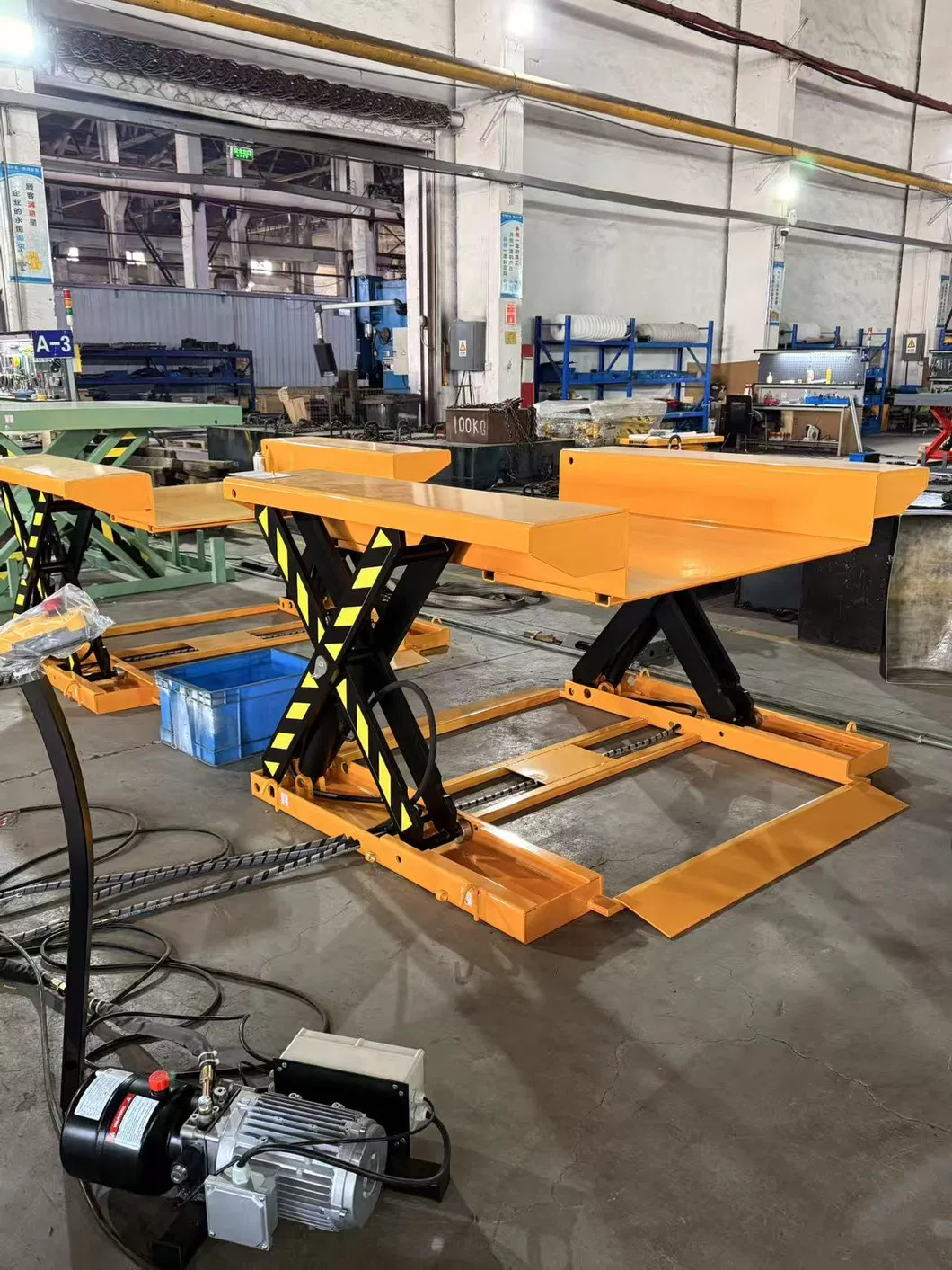 Lift Table Side View