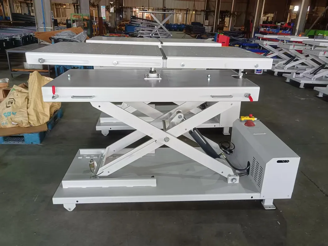 Service Table Photo 4