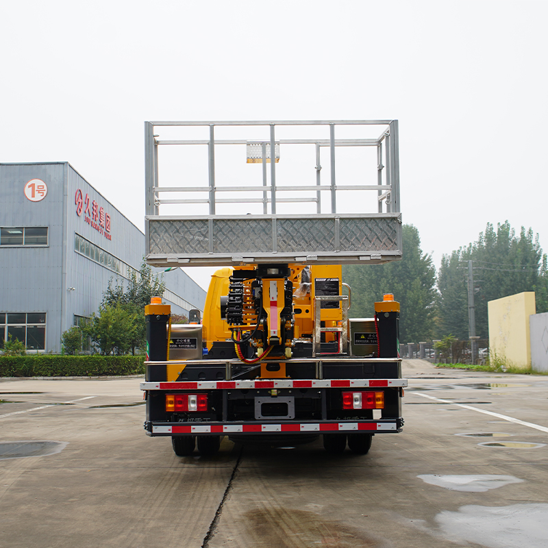 Truck Mounted Aerial Platform Vehicle with Articulating Boom Lift