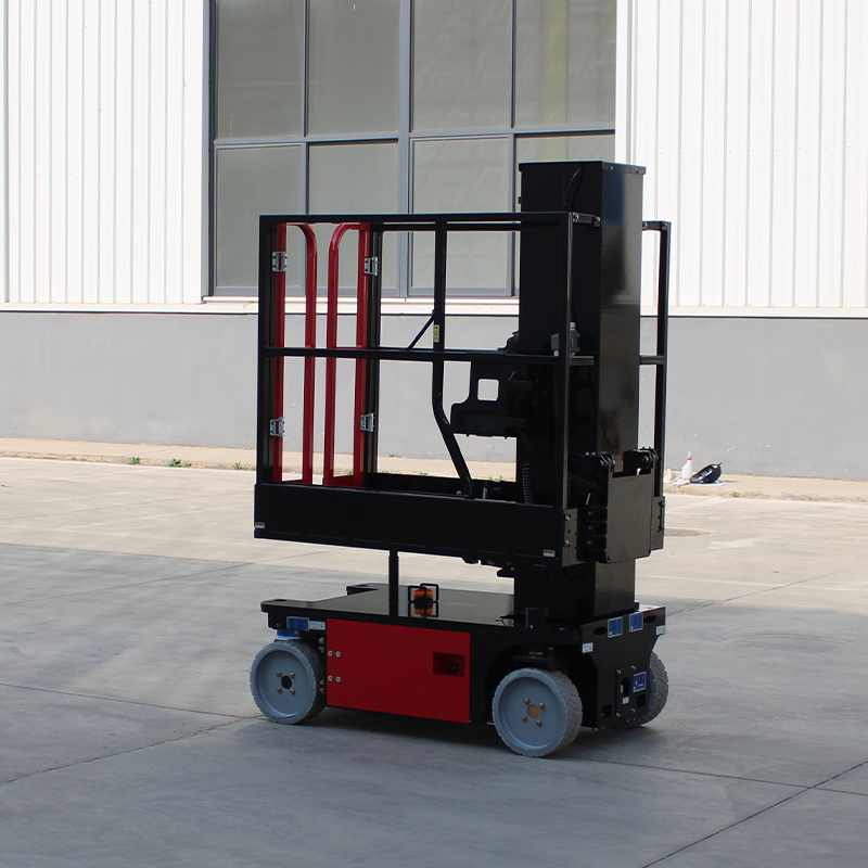 Self-Propelled Vertical Mast Lift with High Reach Capabilities