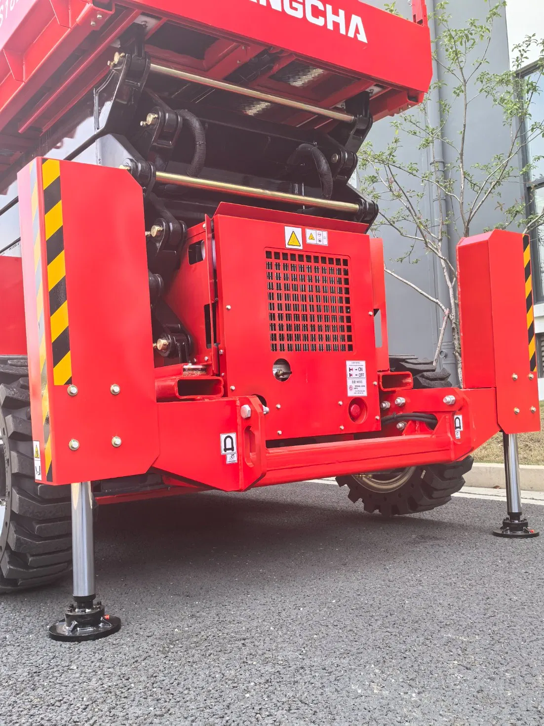 New Heavy Duty off-Road Aerial Scissor Lift with Table Extension