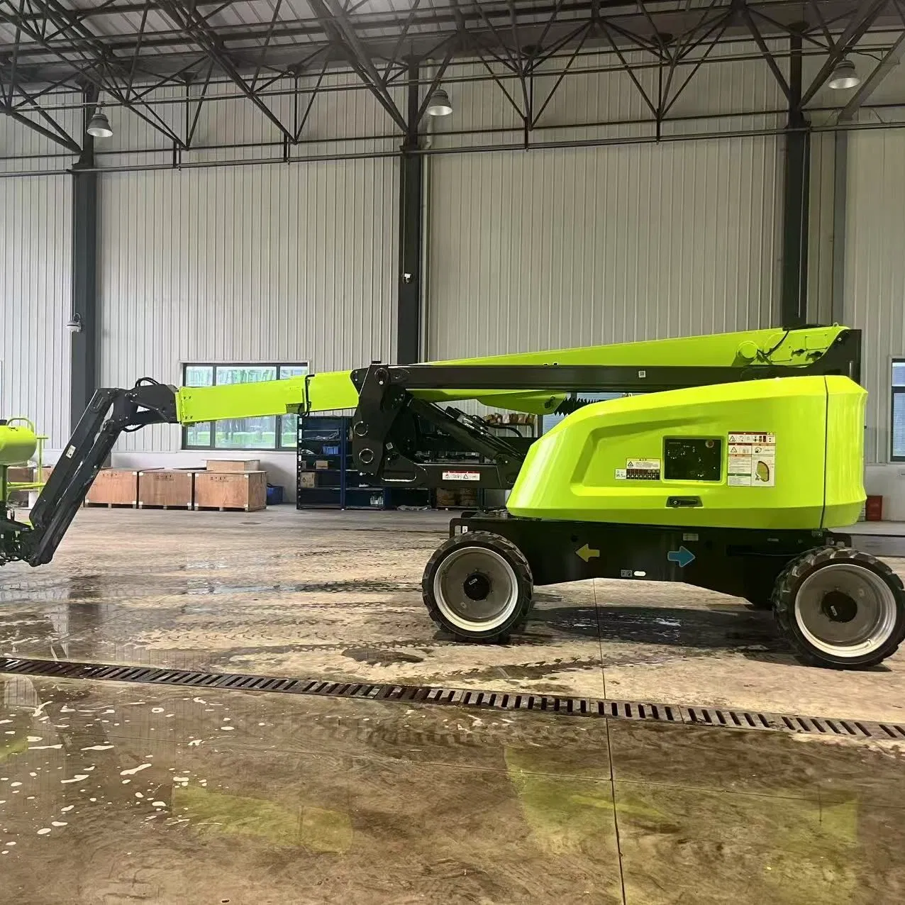 Zoomlion Articulating Boom Lifts Za14j 14m 300kg Aerial Manlift Boom Lift