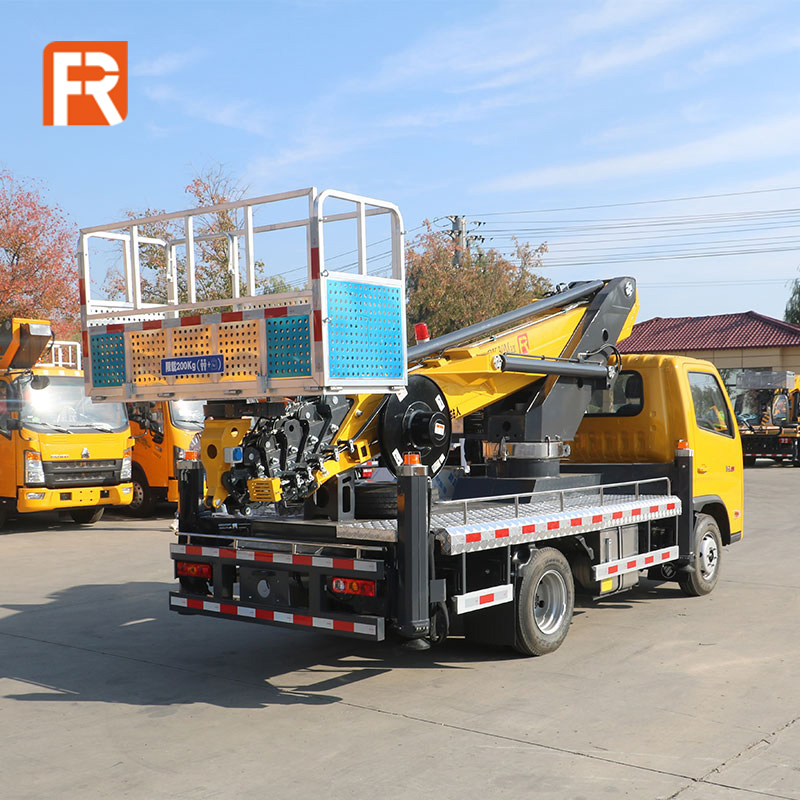 18-60 Meters Hydraulic Telescopic Boom Aerial Work Platform Large Heavy Duty Man Lift Factory Direct Sale Aerial Platform