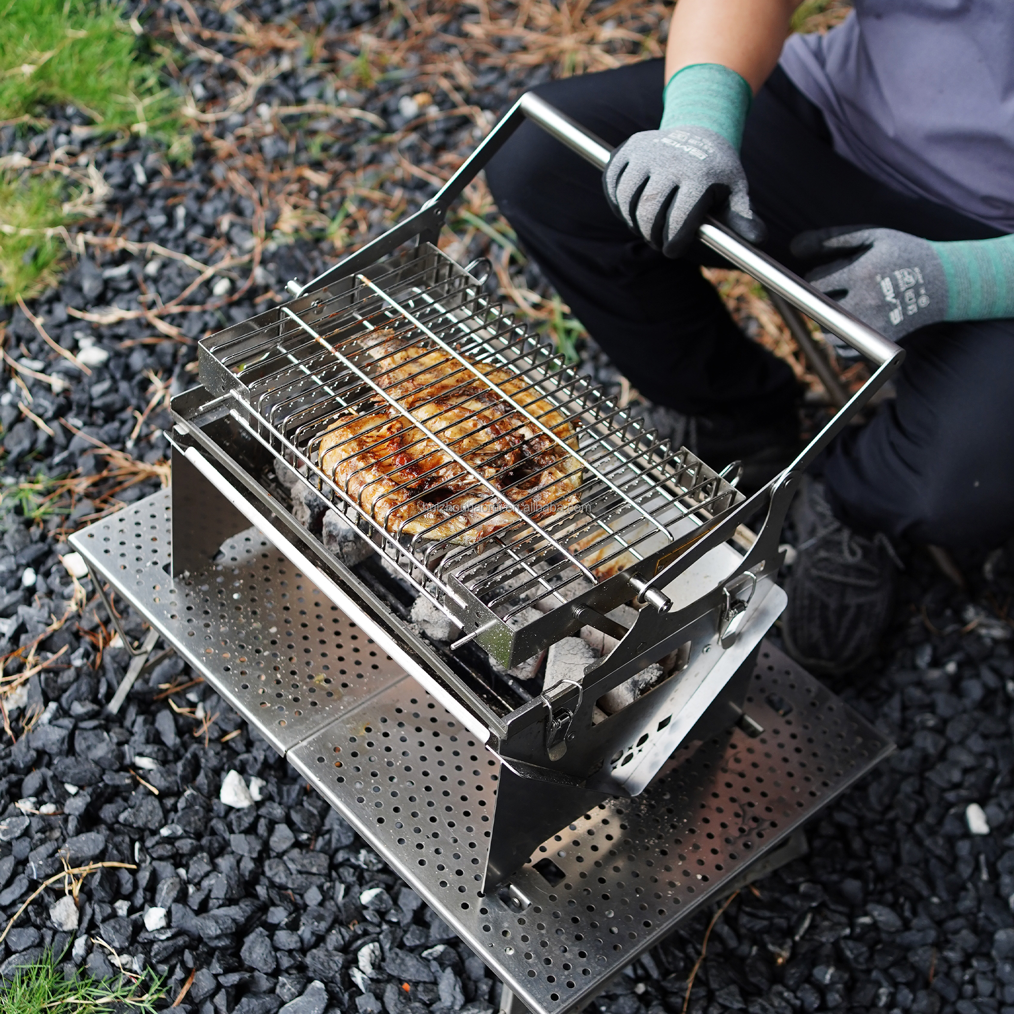 360&deg; Rotating Outdoor Garden Metal Folding BBQ Grill Stainless Steel Flipping Barbecue For Camping Picnics Beach Parties Home