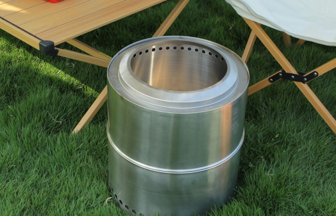 Durable Stainless Steel Fire Pit for Outdoor Courtyard Bonfires Smokeless Barbecue Grill 1L Capacity for Camping &amp; Hiking