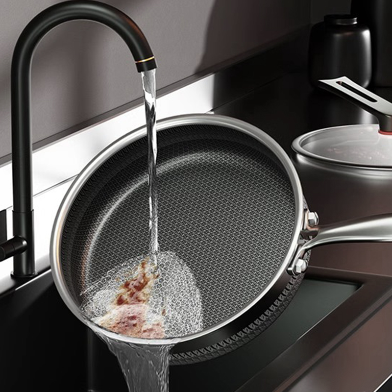 Factory Direct 304 Three Layer Stainless Steel Honeycomb Frying Pan Nonstick Wok Pan