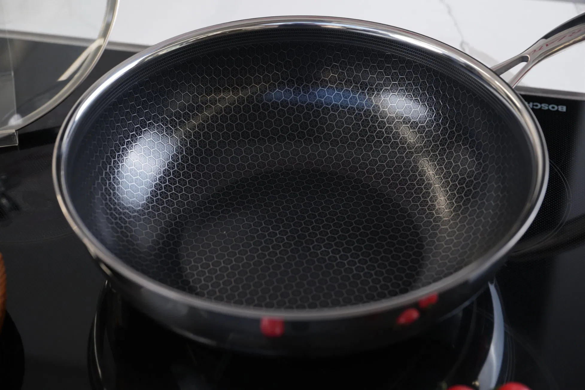 Durable High Quality Tri-Ply Stainless Steel Non-Stick Coating 30cm Wok