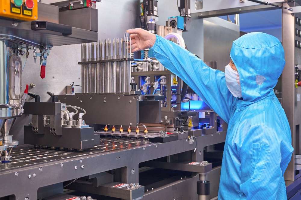 Equipment commissioning and calibration for botanical extract production