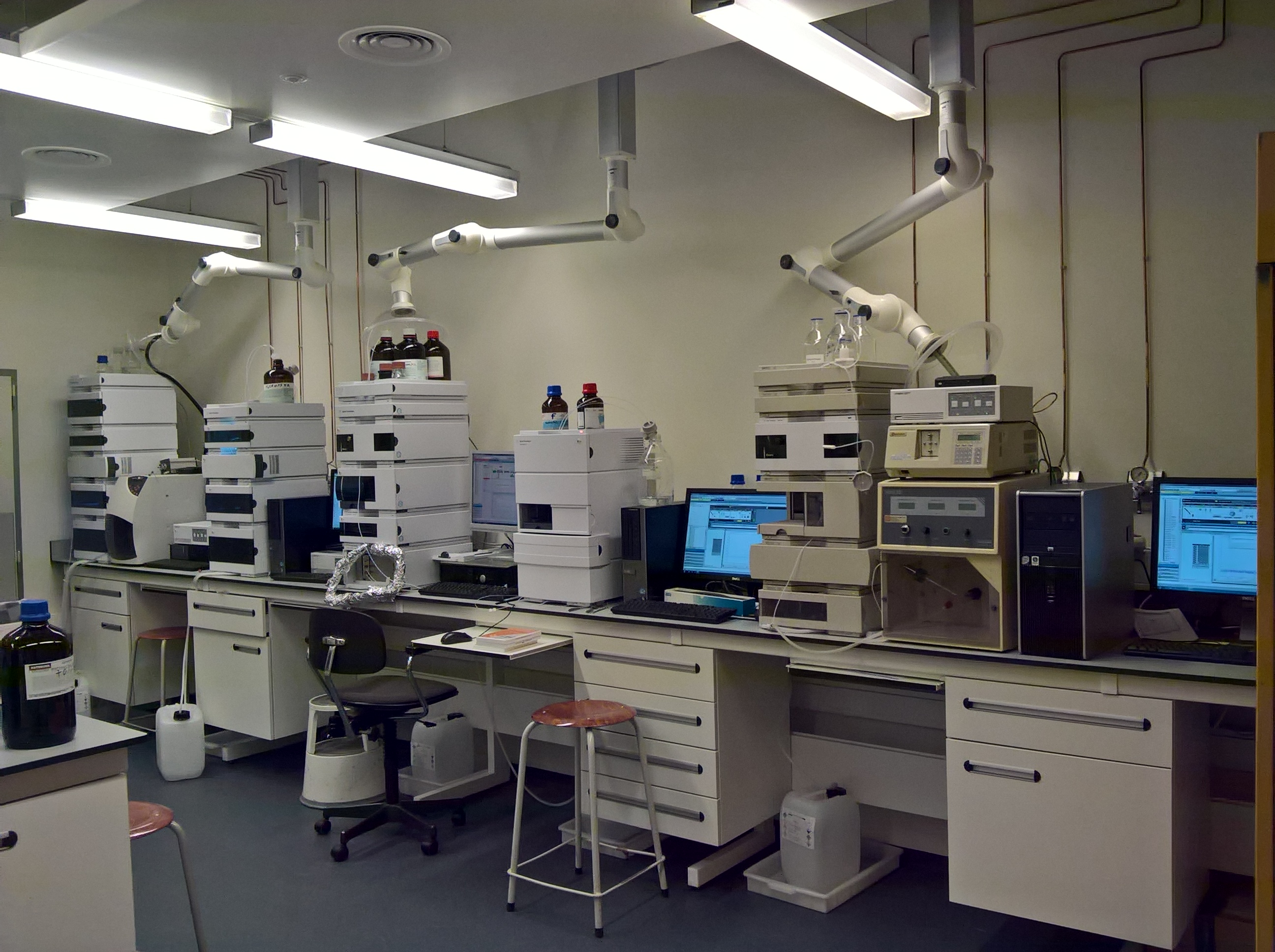 Precision extraction lab environment