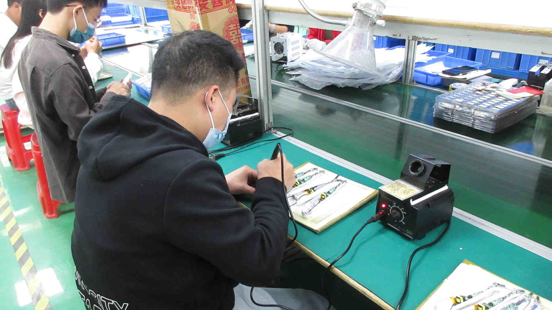 Ultrasonic welding process joining beauty device components at Kelli Beauty