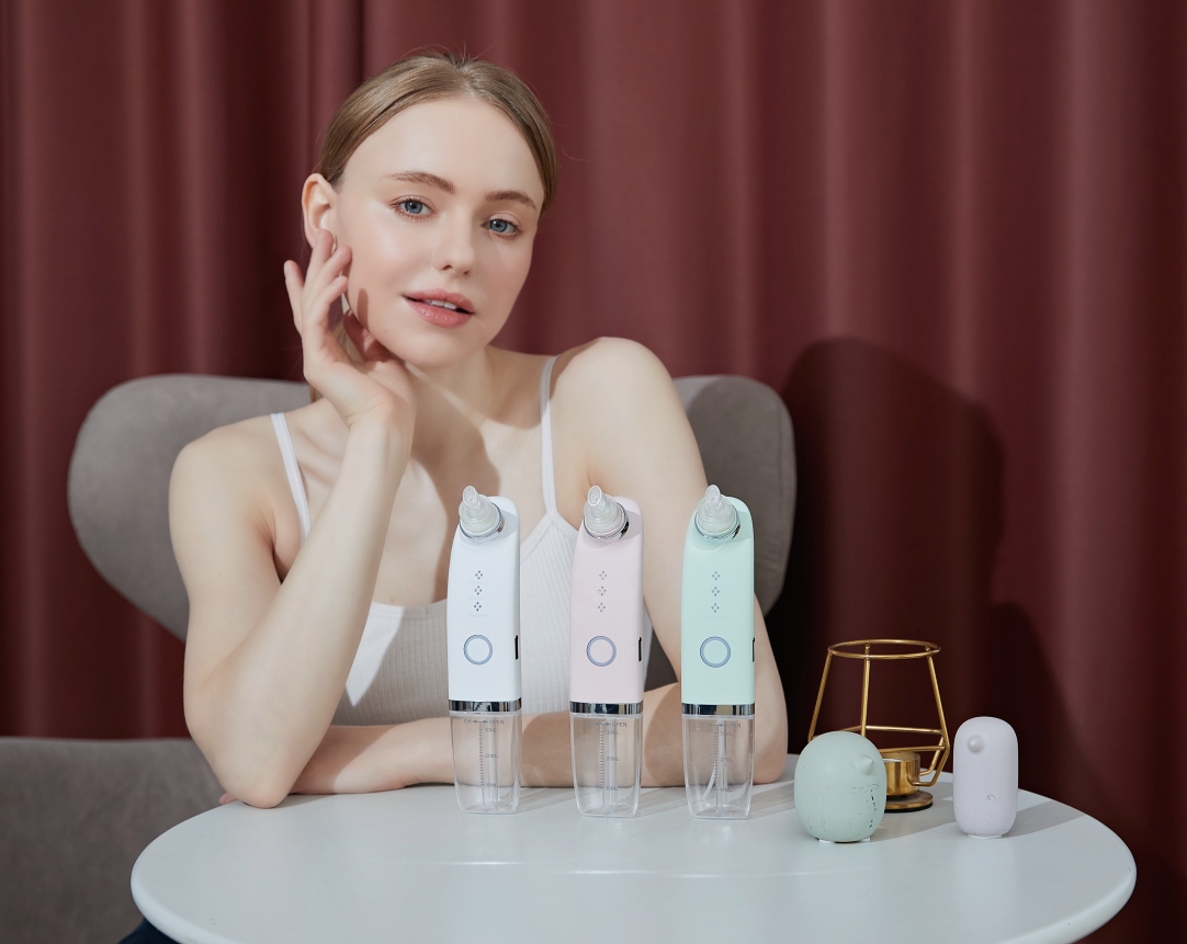Mini Home Use Facial Hydra Dermabrasion Cleaner Pore Vacuum Blackhead Remover Remove Blackhead Device