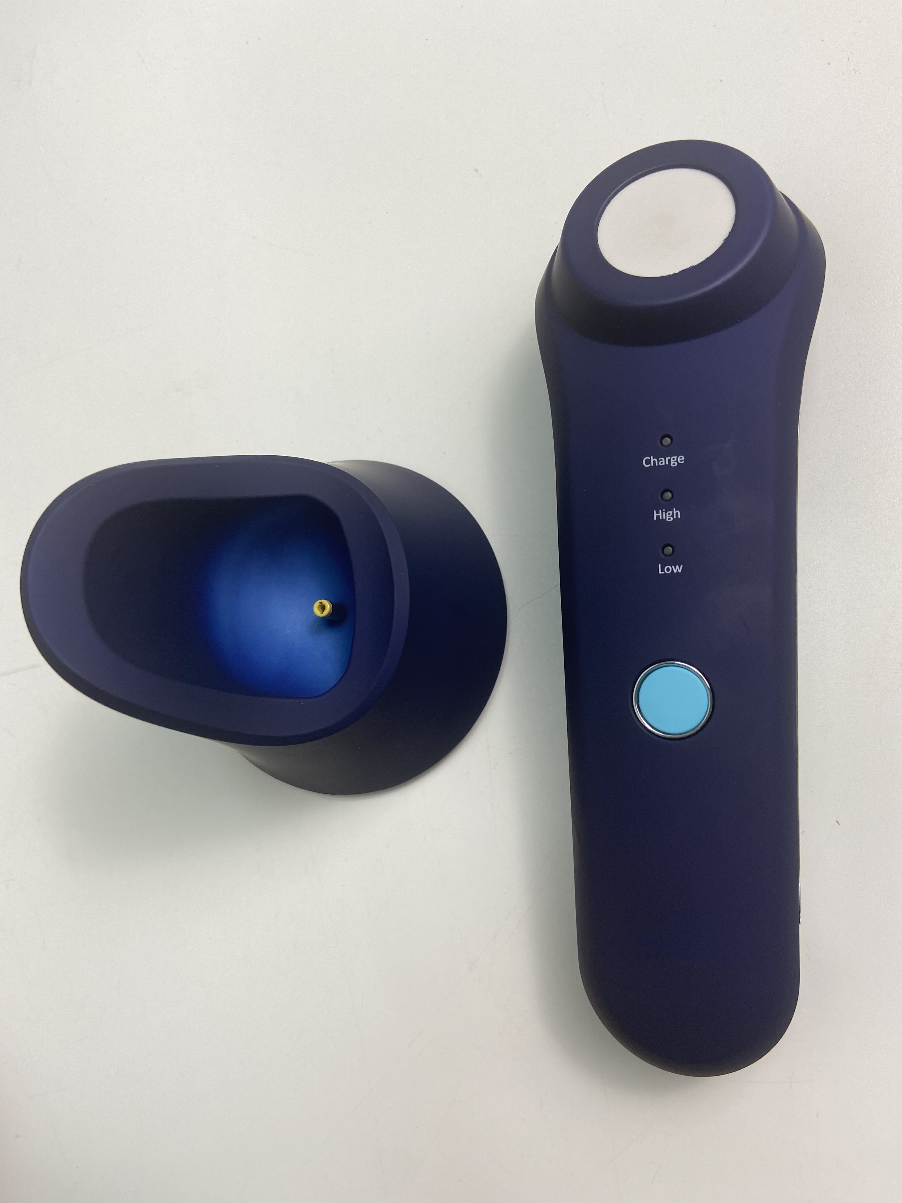 Newest Rechargeable Freckle Dark Spot Remover Skin Care Cleaning Brush Hands Stainless Steel Plastic EU Sonic Home