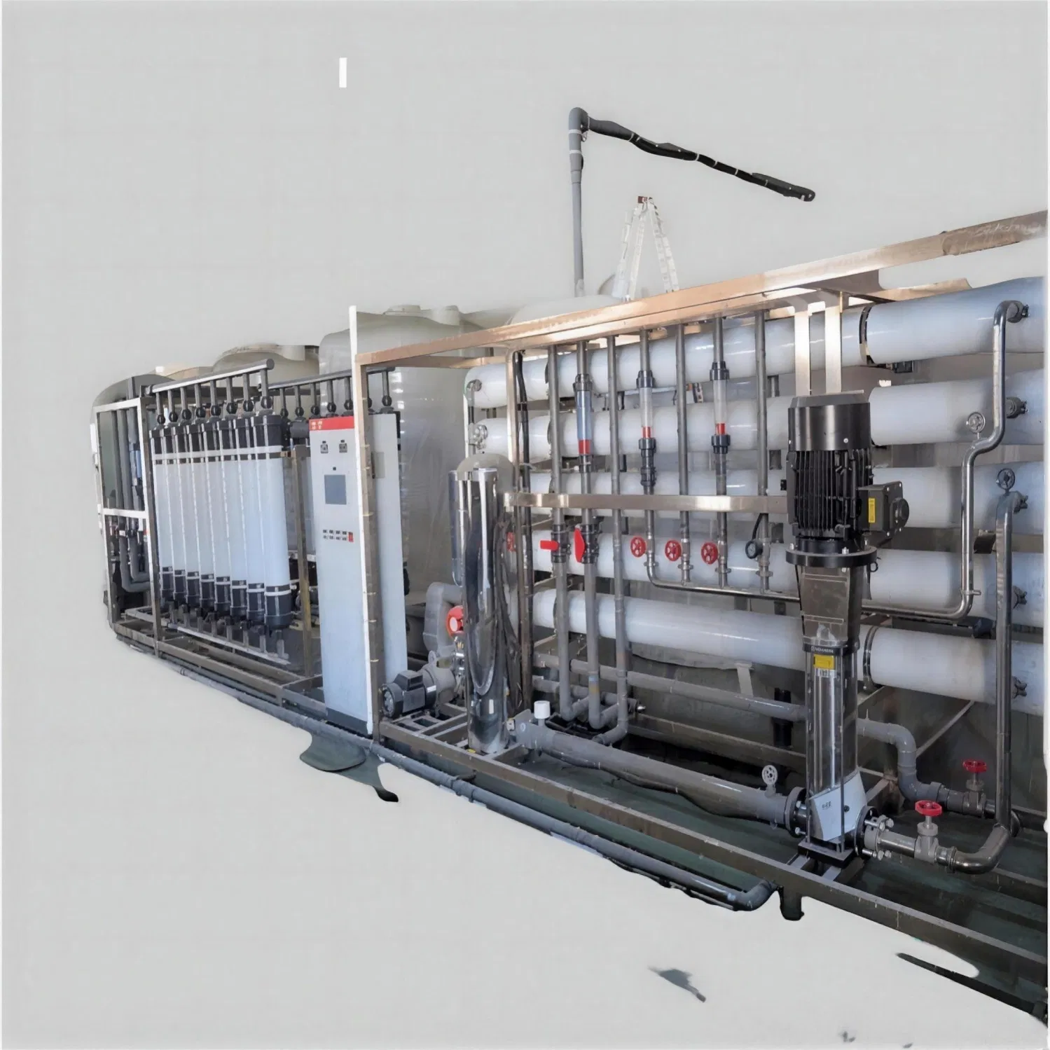 Advanced Industrial Ultra Pure Water Production System for Microelectronics with Integrated Monitoring and Control System for Real Time Water Quality Assurance