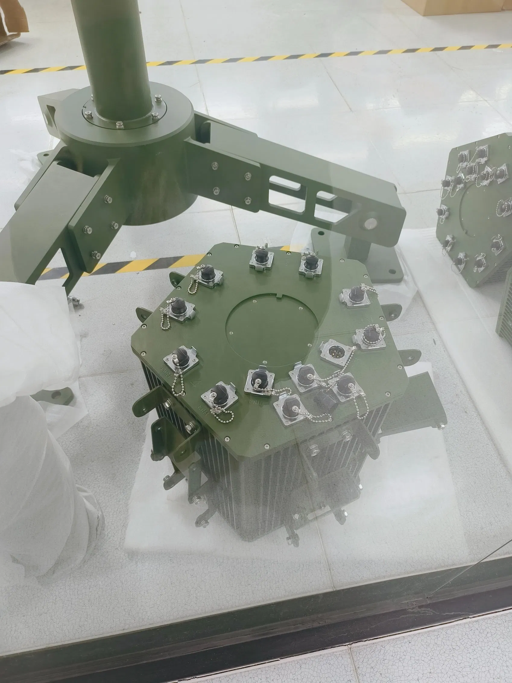 Fixed Drone Defender Radio Detector+Signal Jammer+Navigation Spoofer All-in-One Uav Interception Device Drone Countermeasure Integrated System M50 PRO