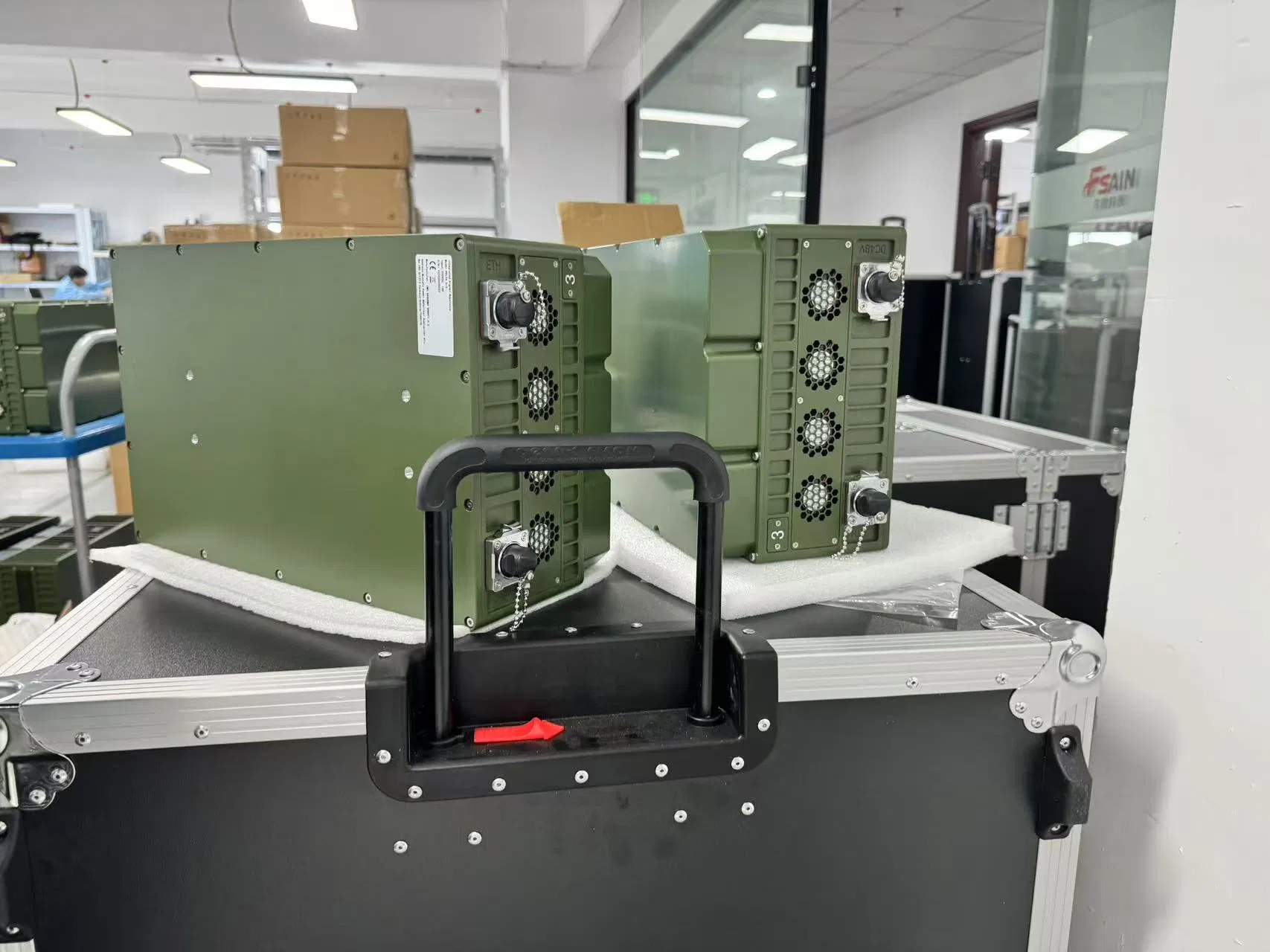 Uav Countermeasure All-in-One Solution Drone Detection Signal Jammer Navigation Spoofer Integrated Device All Band Anti Drone System Detect Identify Strike