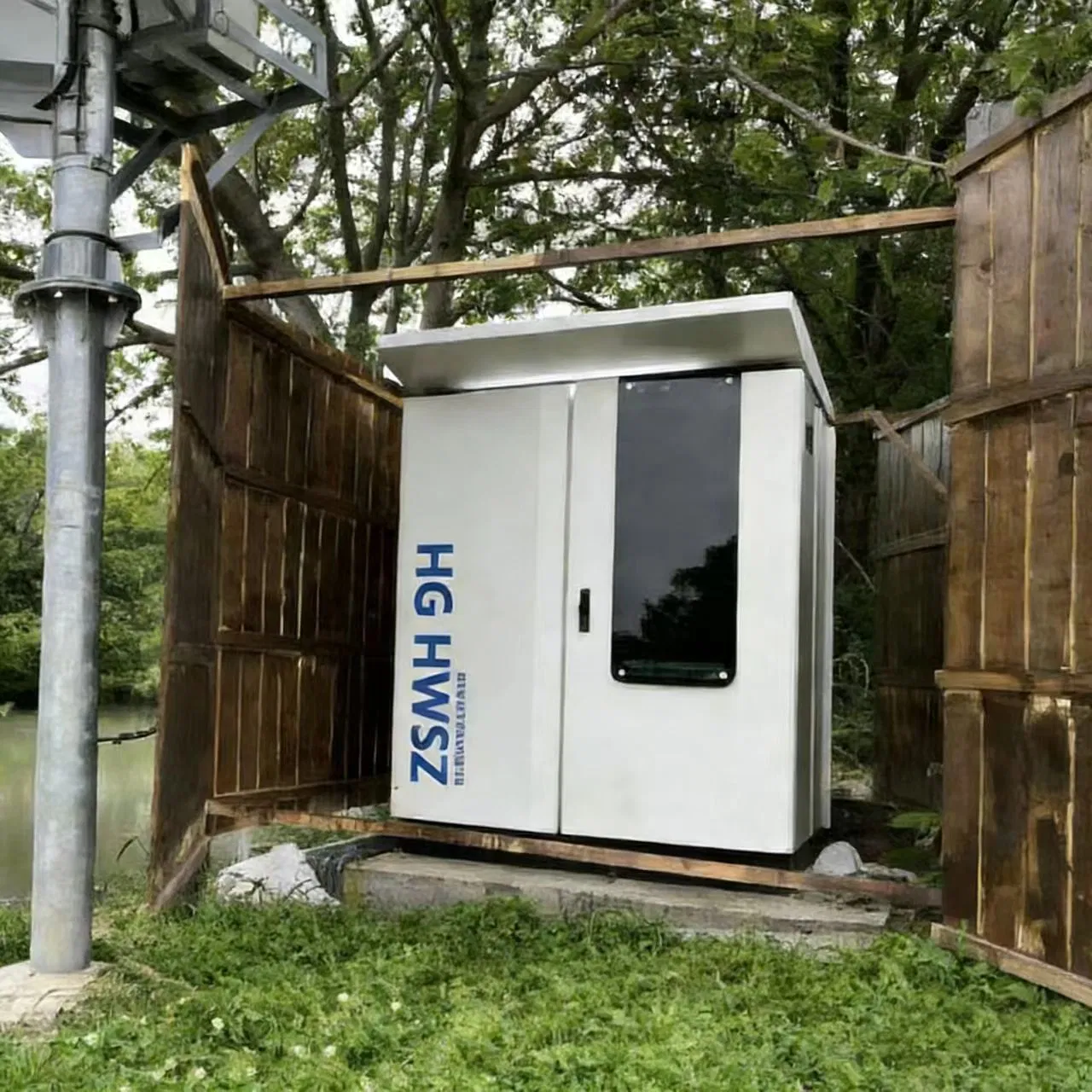 High insulation water quality monitoring station, with 220V industrial power supply, small integrated outdoor monitoring system HG HWSZ S100