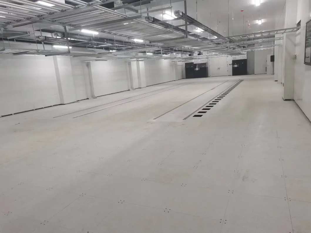 Raised Floor Installation