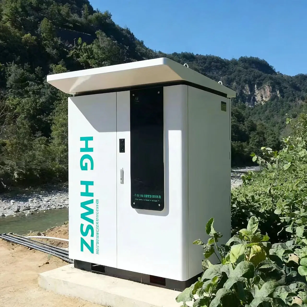 Outdoor automatic water quality monitoring station with permanganate index monitor and integrated water sampling and distribution system HG HWSZ S100