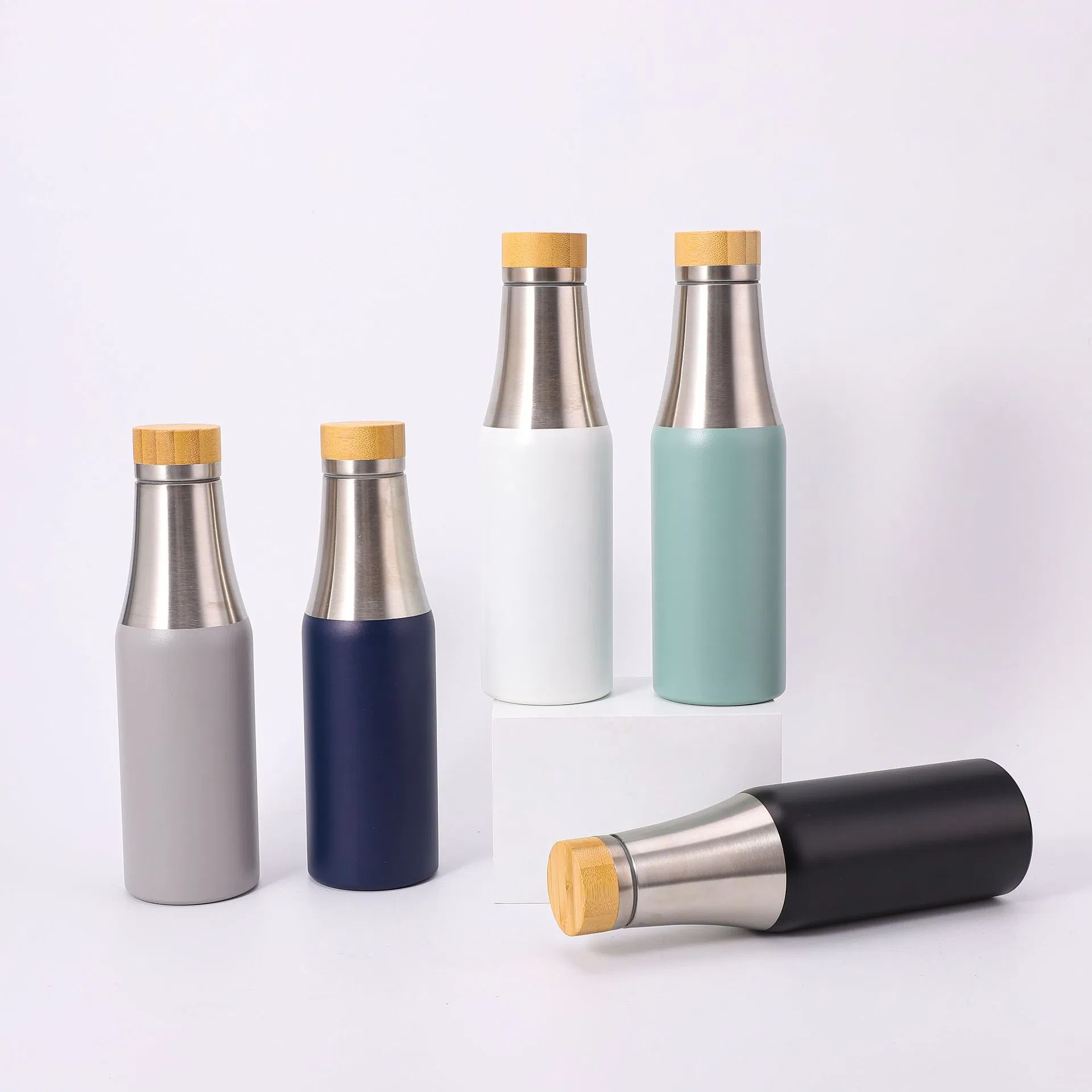 0.5L Stainless Steel Vacuum Tea Cup Thermos for Hot Cold Drinks 12-24hrs Outdoor Office Home Use Customizable Camping Drinkware