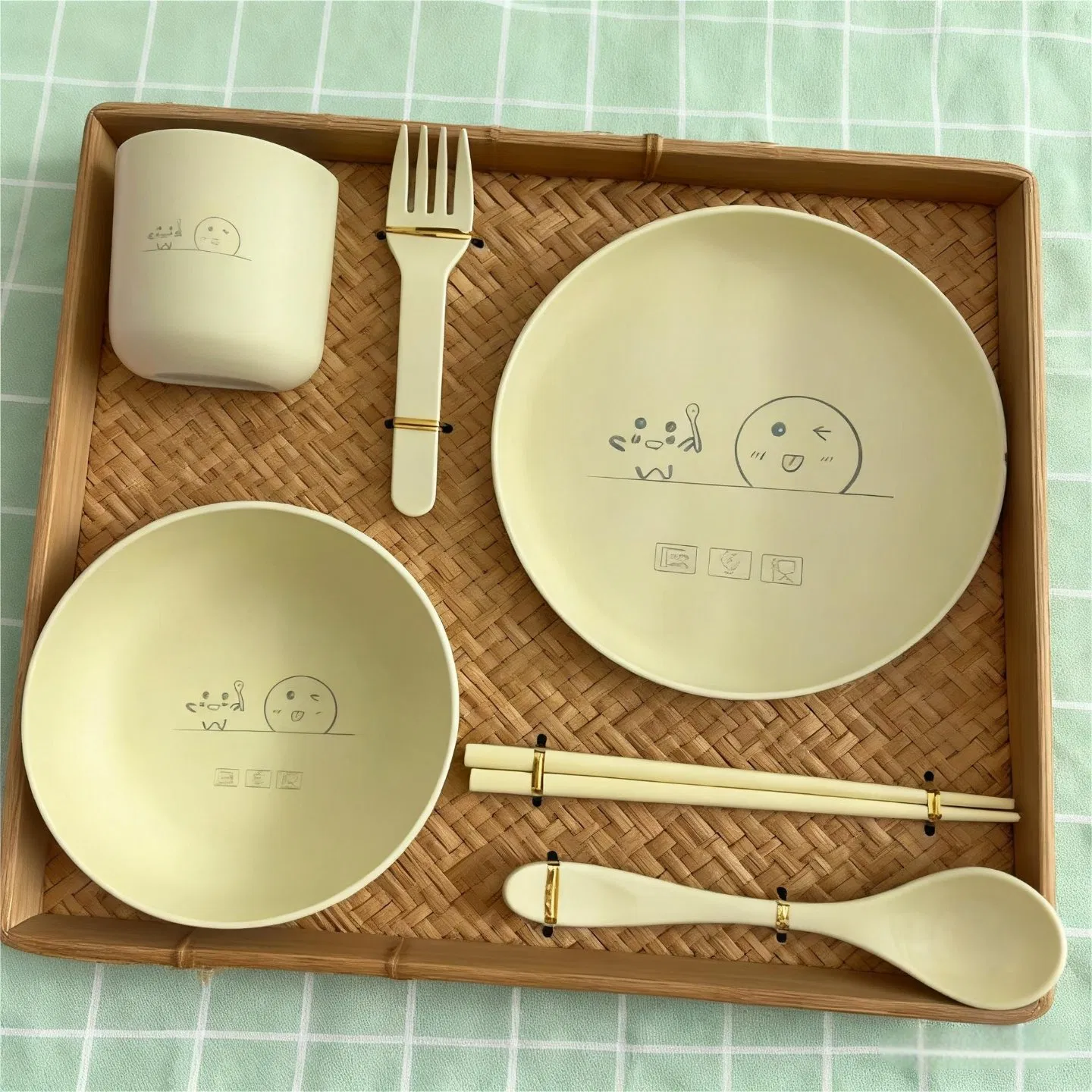 Degradable Eco-Friendly Polylactic Acid Children's Tableware