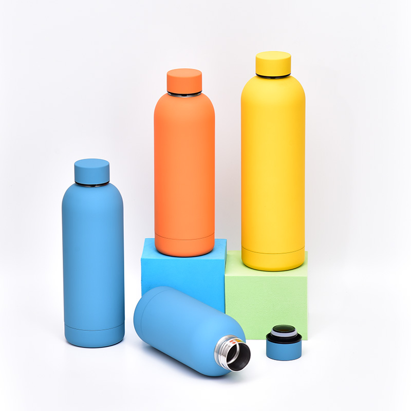 Eco Friendly Outdoor Double Wall Stainless Steel Water Bottle Sports Camping Drinkware with Lid