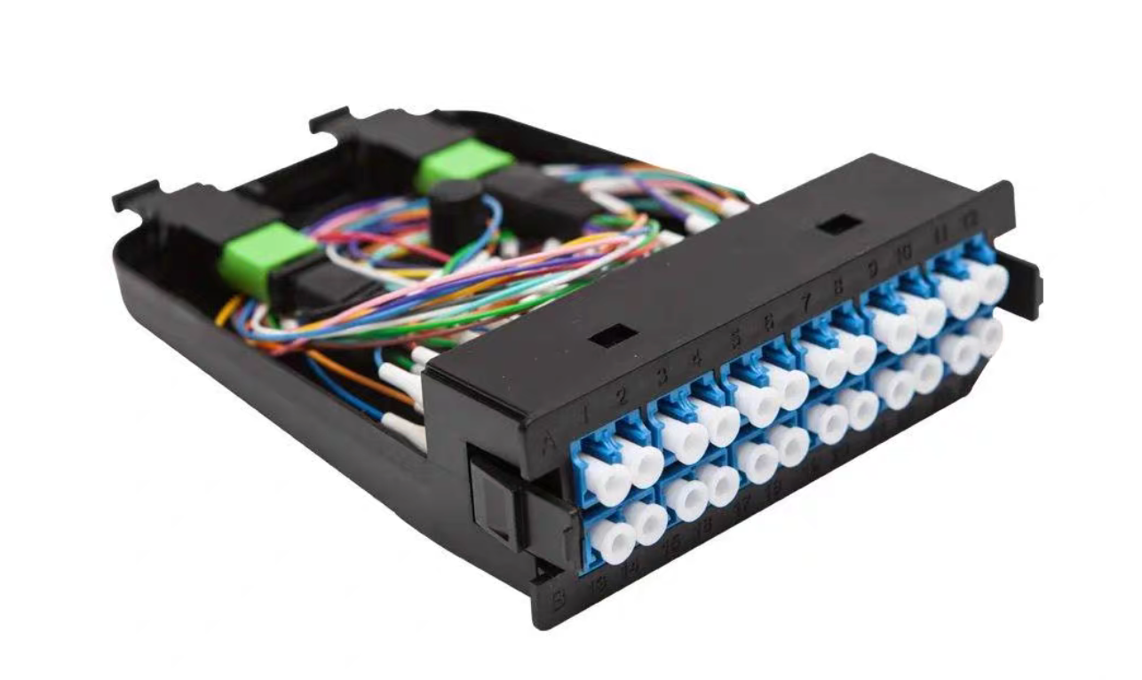 Wholesale SM G657A1 12fibers MPO Male to LC / MTP Male to LC Harness Fan-out Patch Cord Supplier, Factories