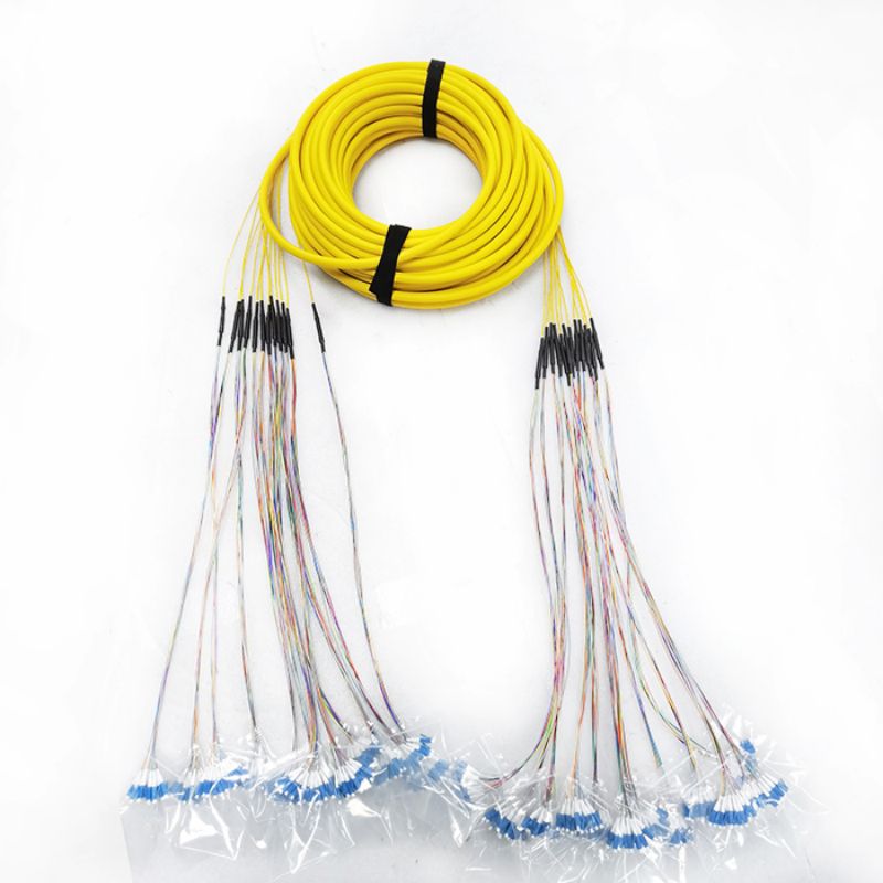 China 144 cores Single Mode G657A2 LC/UPC Fanout Optic Fiber Patch Cable Manufacturers, Products