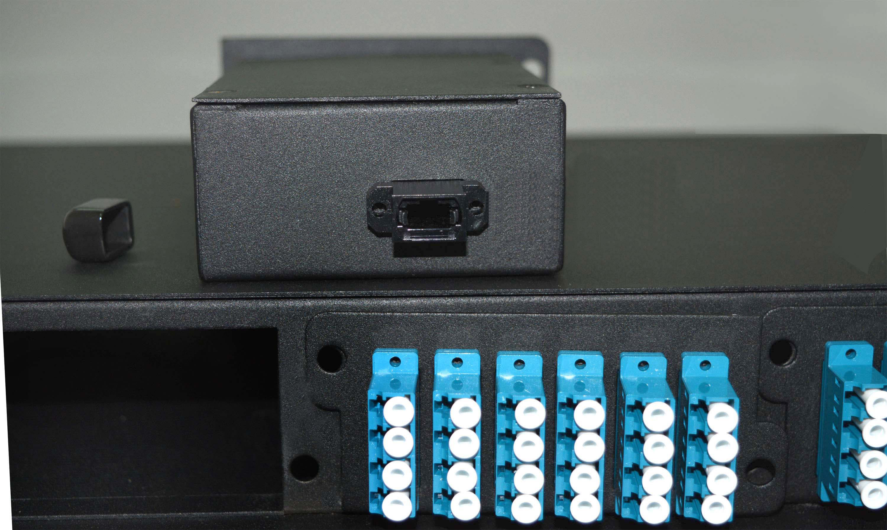 China Fix Type 19 Inch High Density 96 Cores MPO MTP Optical Fiber Patch Panel  Factory, Pricelist