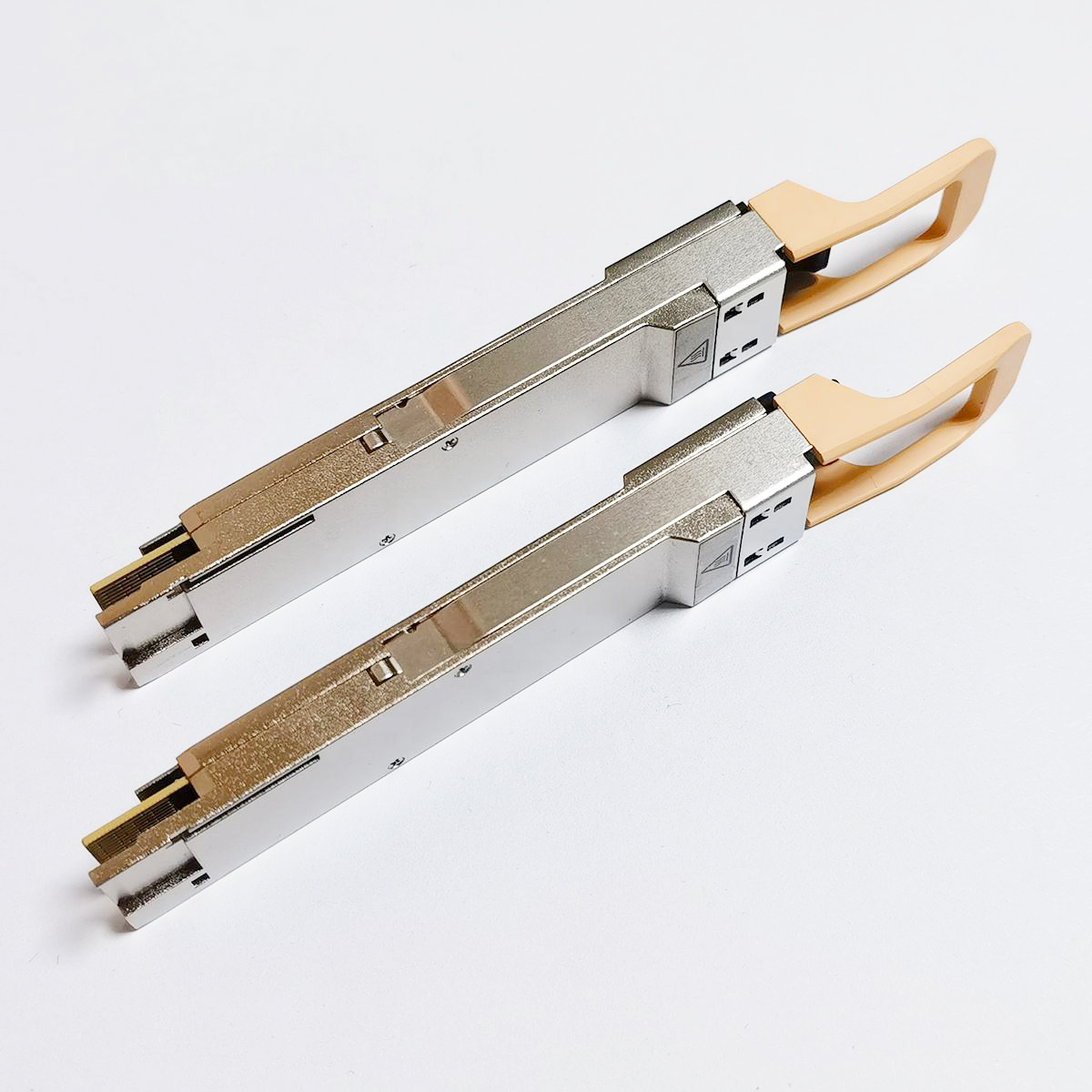 High-Quality 400GBASE-SR4.2 QSFP-DD PAM4 850nm 100m DOM MPO-12/UPC MMF Optical Transceiver Module, Breakout to 4 x 100G-SR1.2 Factory, Products
