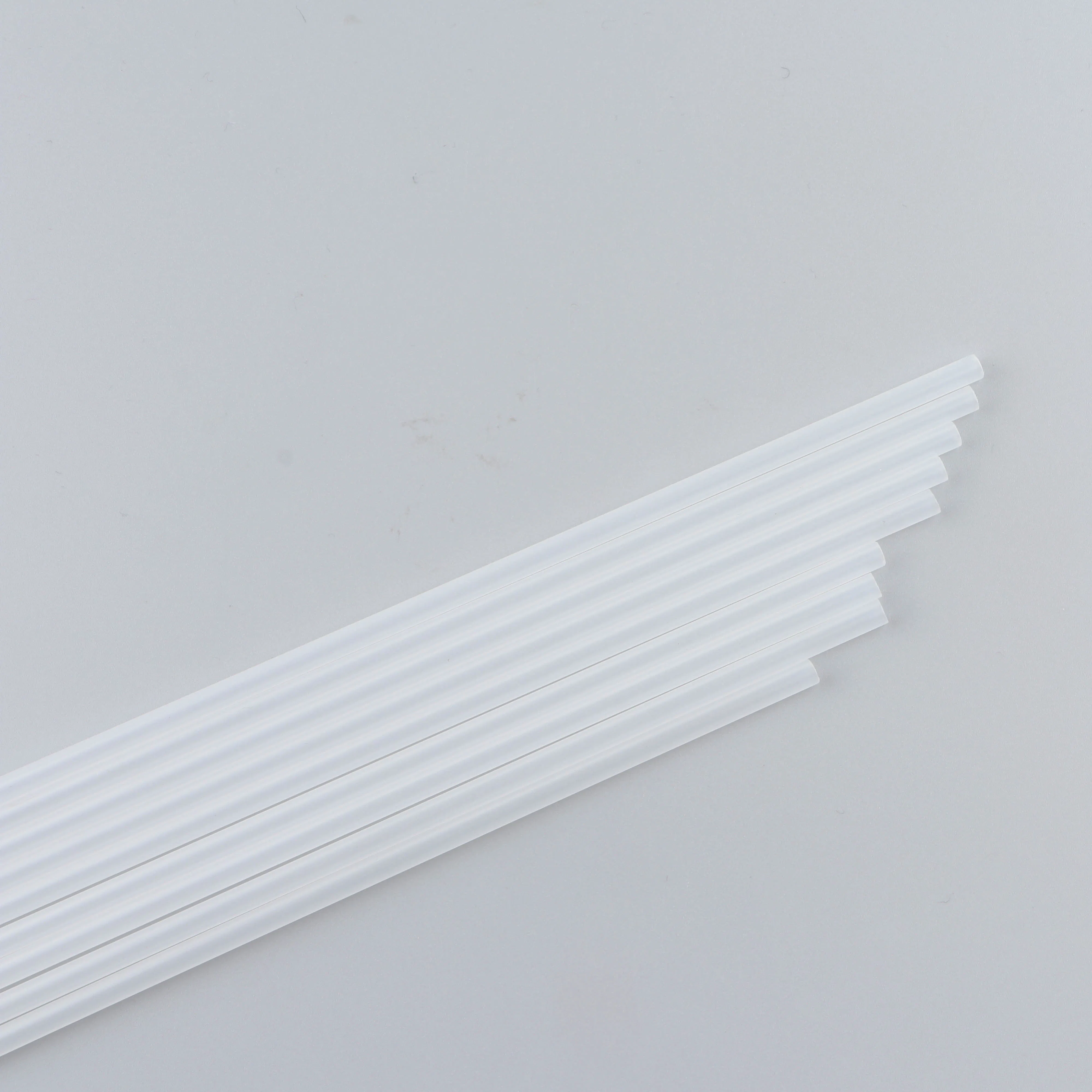 أنبوب PVC مرن لتغليف مستحضرات التجميل و الرش بشكل موثوق