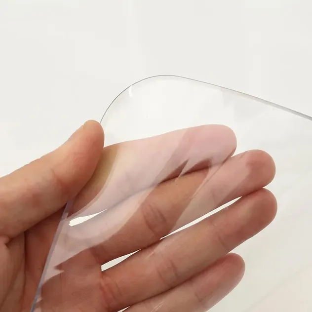 PVC فائق الوضوح