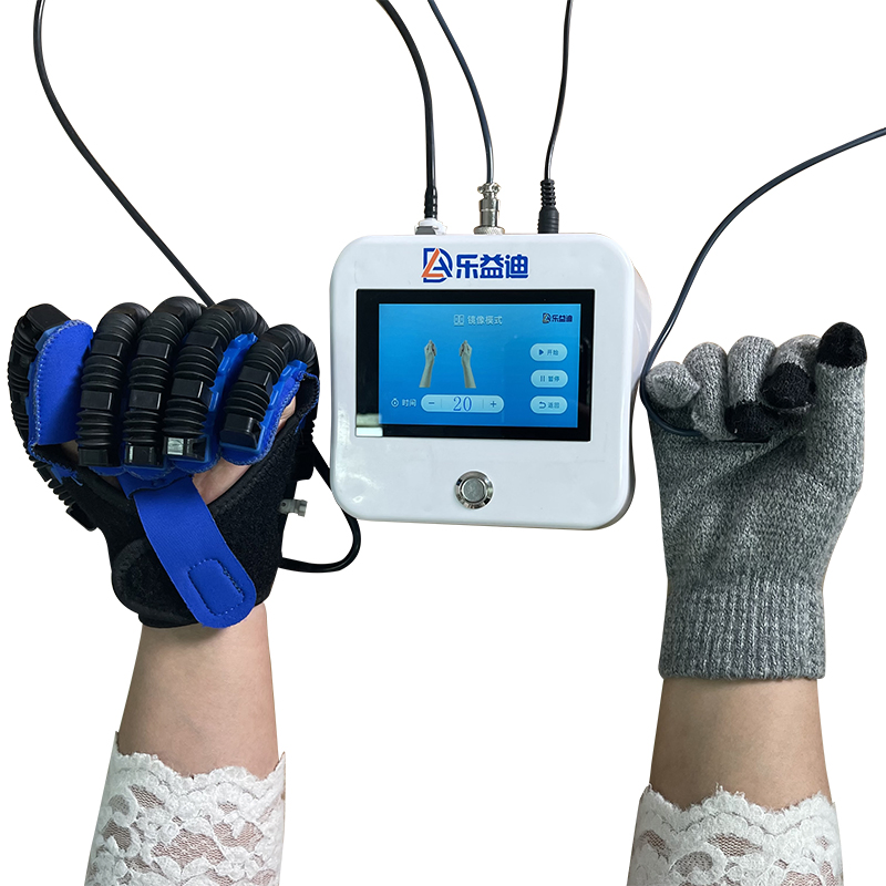 Guantes robóticos para la recuperación de sobrevivientes de accidente cerebrovascular