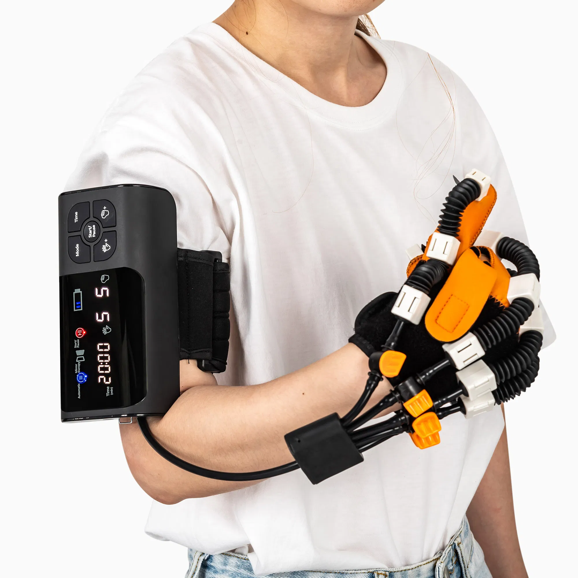 Nuevo diseño de dispositivo robótico inteligente para entrenar los dedos de hemiplejía, guante suave robótico