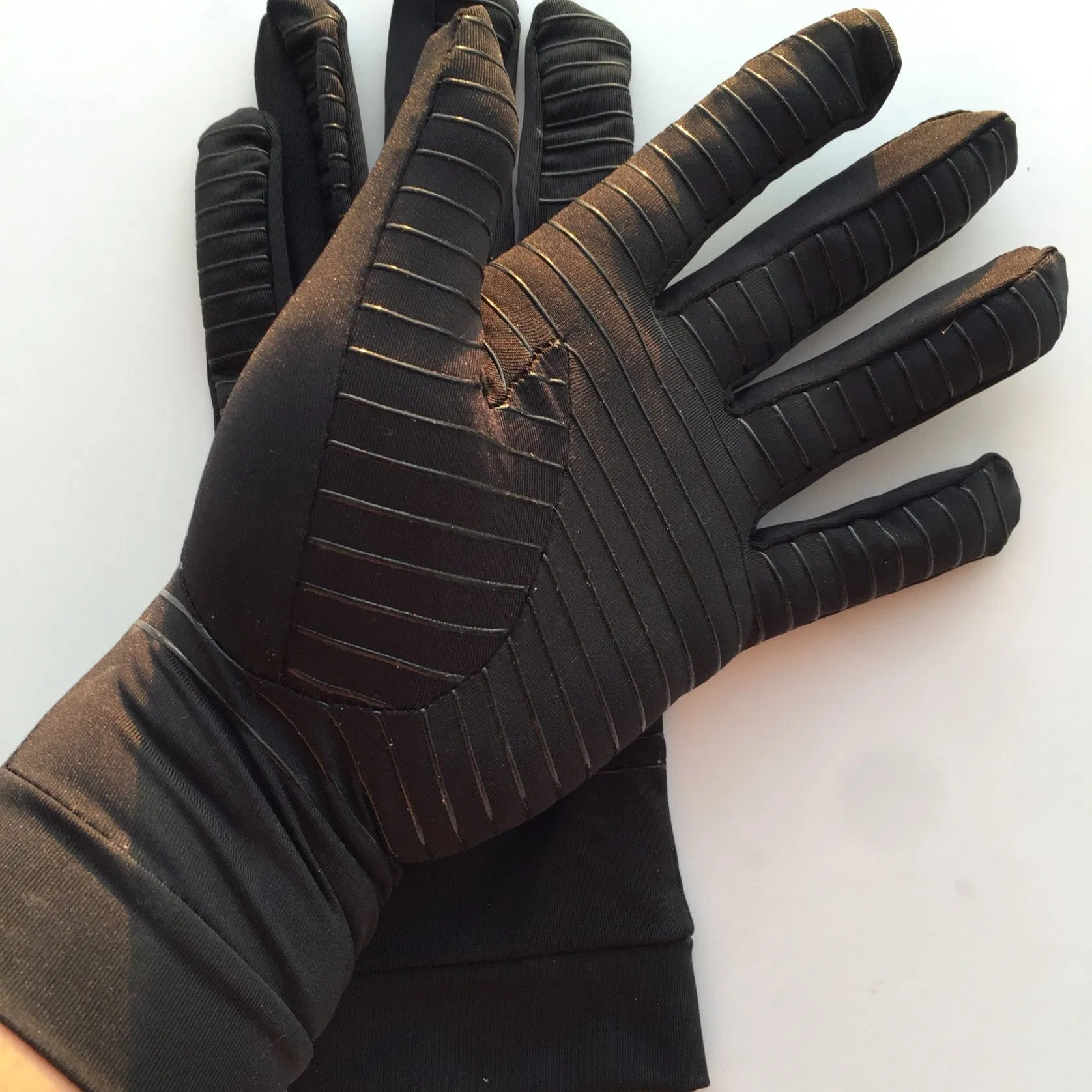 Guantes de compresión de fibra de cobre universales de tamaño múltiple para la rehabilitación física y uso auxiliar