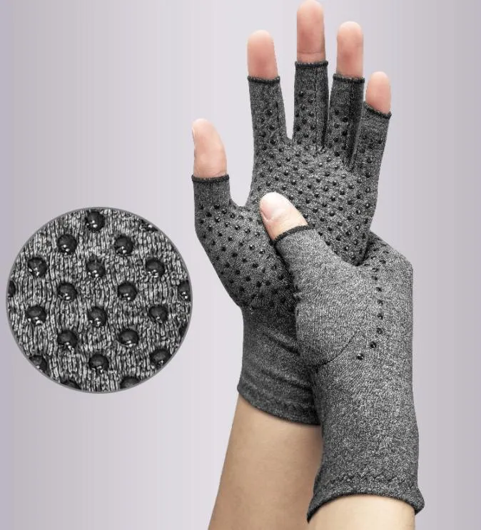 Detalle guantes de compresión