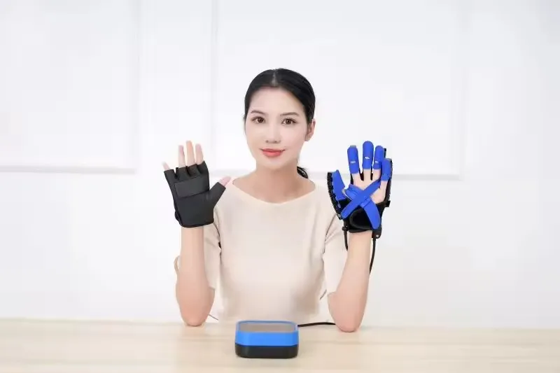 Guantes robóticos 1