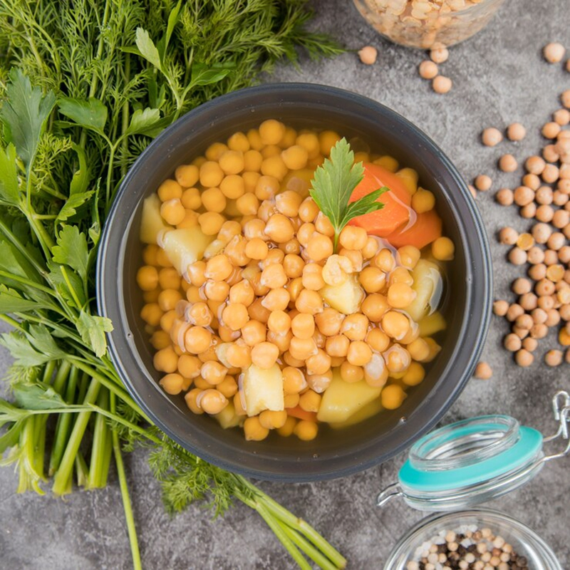 Frijoles enlatados, garbanzos enlatados, garbanzos asados y salados, delicioso nuevo cultivo
