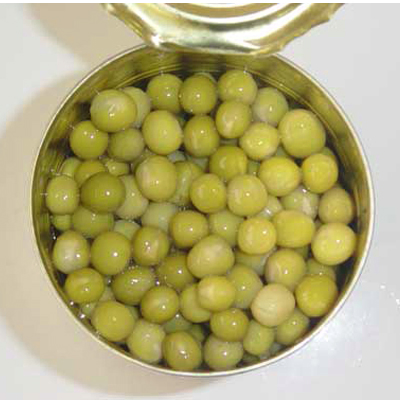 Guisantes verdes enlatados altamente deliciosos