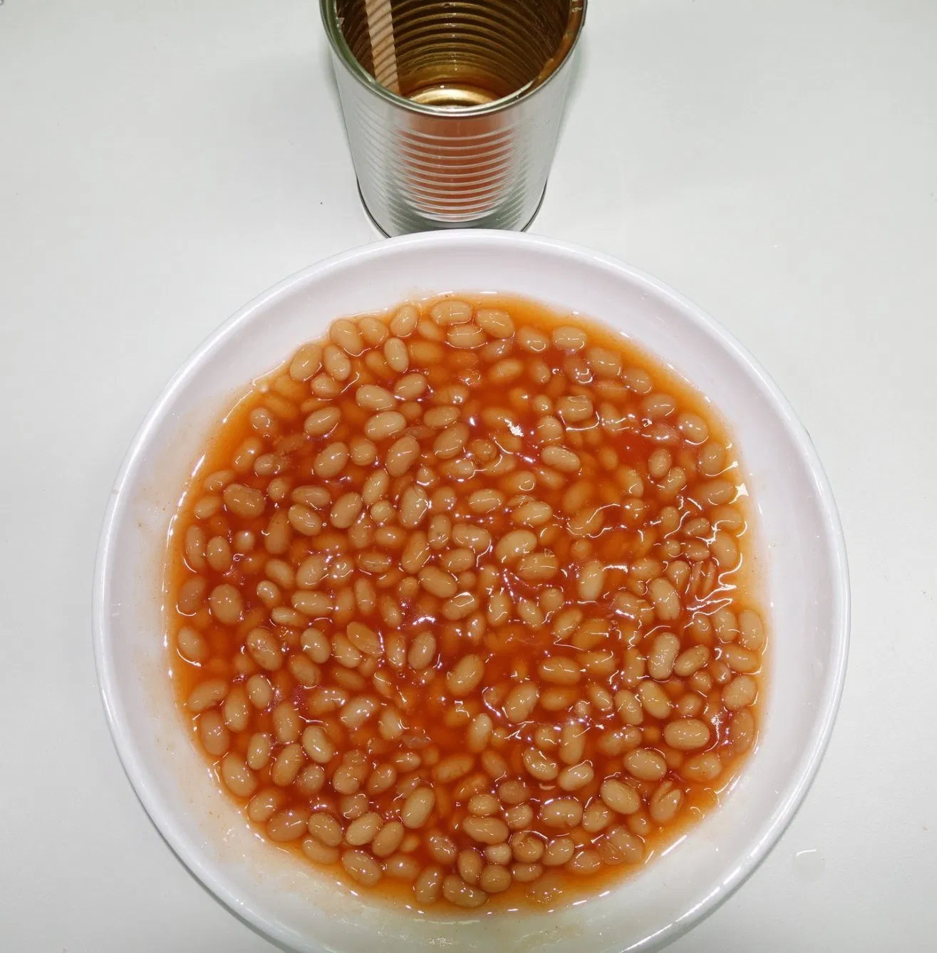 Precio de fábrica de frijoles horneados en salsa de tomate enlatados