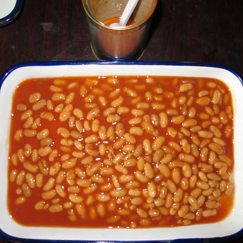 Comida enlatada frijoles horneados en salsa de tomate 400g