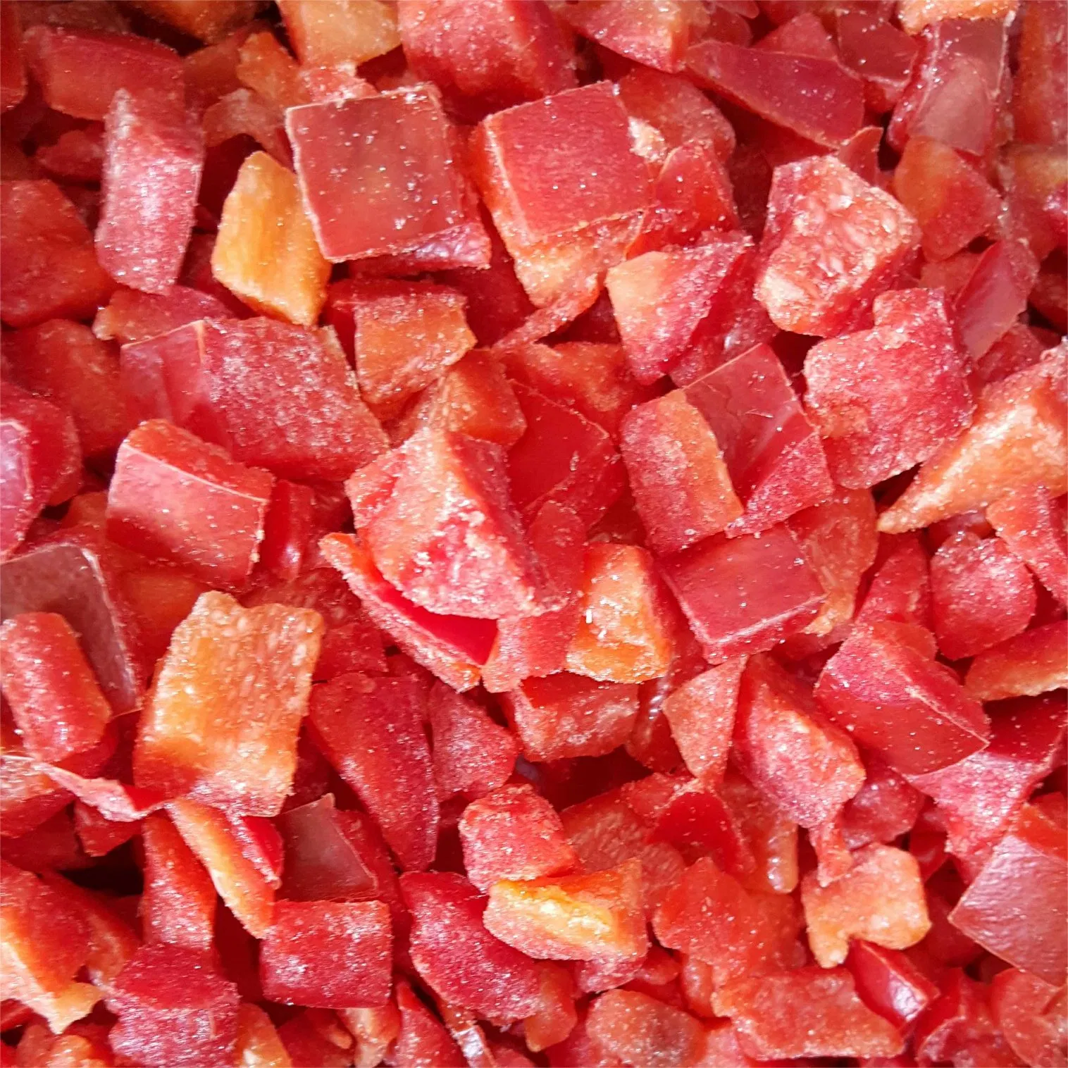 Pimientos rojos en cubos congelados de alta calidad para una cocción fácil