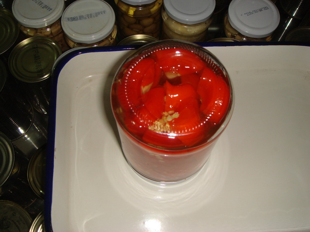 Almendras enlatadas de pimiento rojo dulce saludable