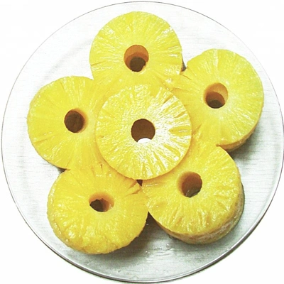 Fruta enlatada de piña en rodajas