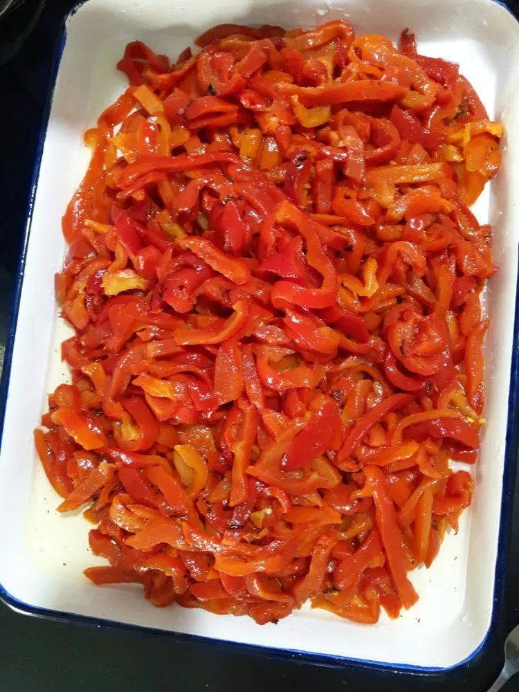 Pimiento morrón rojo y verde enlatado entero y en rodajas