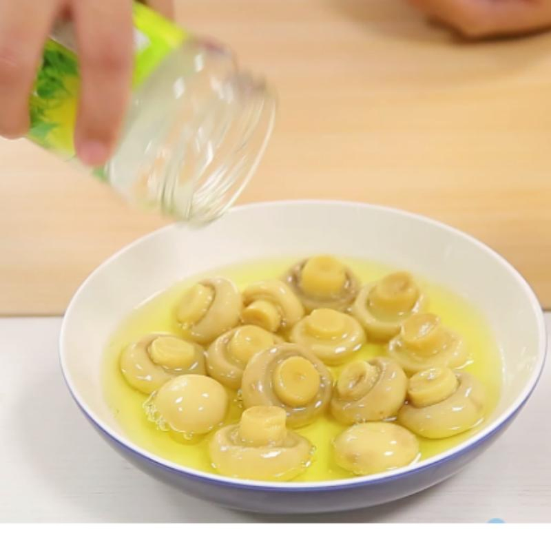 Mejor venta de la nueva temporada de champiñones enlatados, sabor fresco