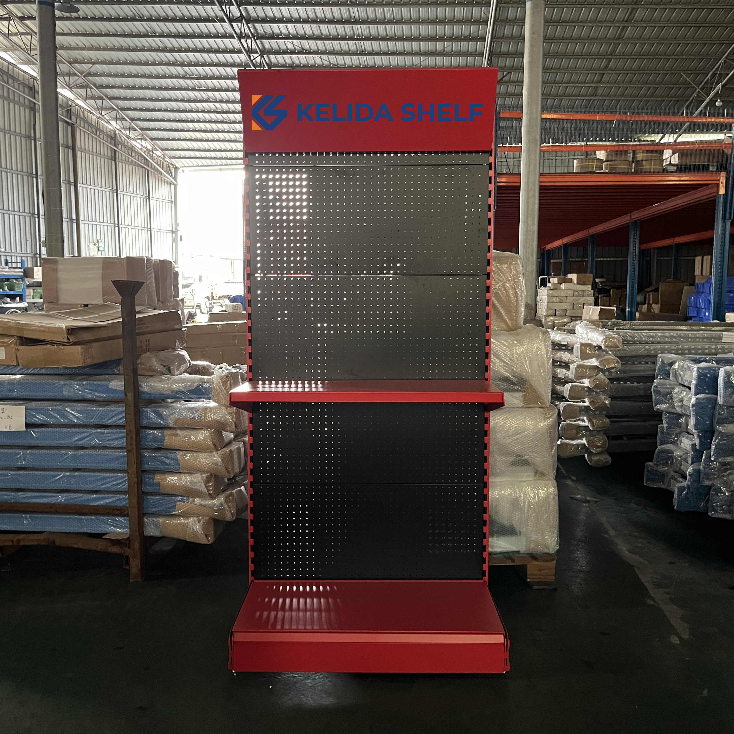 Professional Gym Gear Display Rack Floor Standing Metal Pegboard Shelf for Fitness Equipment Accessories Display