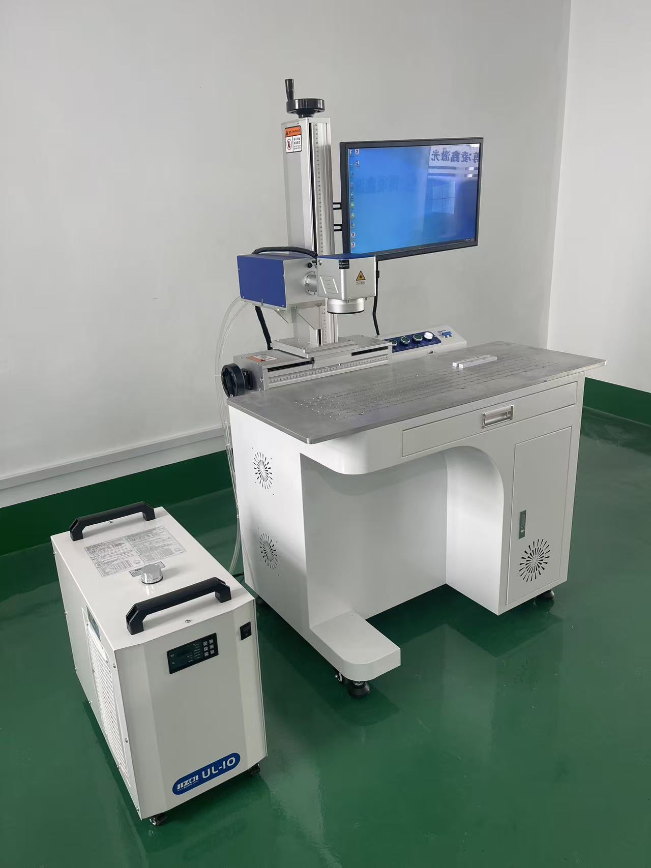 Non-Ablative Precision UV Laser Marking Machine Applicable Materials Silica Gel Glass Thin Film PCB Board 12000mm/s